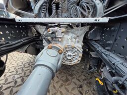 MERCEDES-BENZ Actros 1843