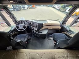 MERCEDES-BENZ Actros 1843