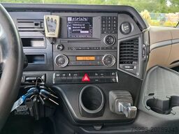 MERCEDES-BENZ Actros 1843