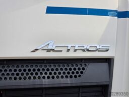 MERCEDES-BENZ Actros 1843