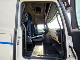 MERCEDES-BENZ Actros 1843