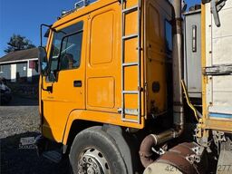 Volvo FL10 Tipper Truck – Rear-Mounted Palfinger Crane