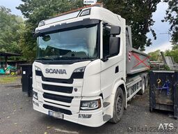 Scania G410 6x2 Hooklift Truck with Machine Flatbed – CNG