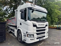 Scania G410 6x2 Hooklift Truck with Machine Flatbed – CNG