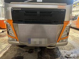 Volvo FH 500 8x2 crane truck w/ 78t/m crane and jib. WAT