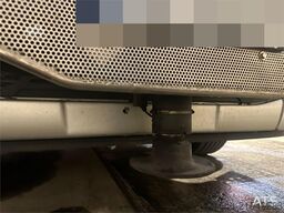 Volvo FH 500 8x2 crane truck w/ 78t/m crane and jib. WAT