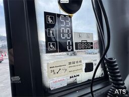 MAN Lion’s Coach touring coach – 53 seats.