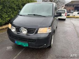 VW Transporter 4x4 van