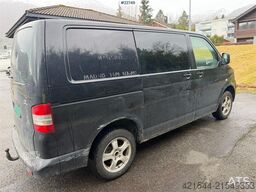 VW Transporter 4x4 van
