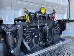 IVECO S-Way AS 440 S 58 T/FP Sattel AHK AUT Bel.Sitz