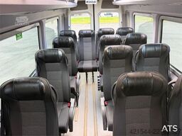 Mercedes-Benz Sprinter 516 w/ 16+1 and approved for two wheelcha