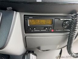 Mercedes-Benz Sprinter 516 w/ 16+1 and approved for two wheelcha