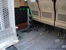 Mercedes-Benz Sprinter 519 CDI – Model – 17+2 Seats with Wheelch