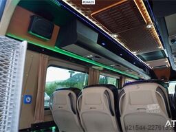 Mercedes-Benz Sprinter 519 CDI – Model – 17+2 Seats with Wheelch