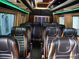 Mercedes-Benz Sprinter 519 CDI – Model – 17+2 Seats with Wheelch