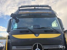 Mercedes-Benz Actros 6x4 timber truck with Epsilon M12L timber c