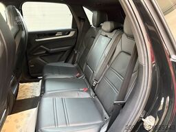 PORSCHE Cayenne S Panoramadach 360° Kamera Bose Sound