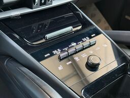 PORSCHE Cayenne S Panoramadach 360° Kamera Bose Sound