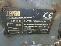Ekeri Box Trailer with Full Side Opening and 2-Ton Tail
