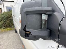 Fiat Ducato 4x2 refrigerated/frozen vehicle with engine