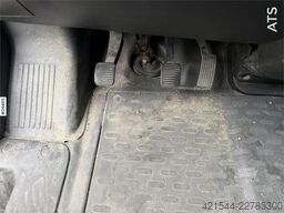 Fiat Ducato 4x2 refrigerated/frozen vehicle with engine