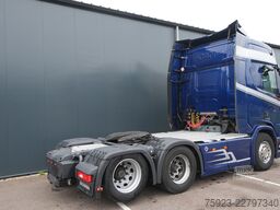 Scania R 520 V8 6x2 tractor unit retarder