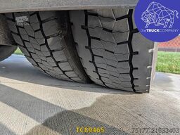 Mercedes-Benz Antos 1827