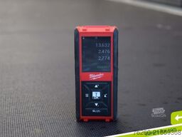 SCHMITZ CARGOBULL Liftachse Palettenkasten XL und Getränke MIETE