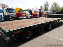 Nooteboom 3 axle semi low loader extendable