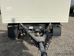 Pacton PACTON GESLOTEN AANHANGER MET LAADKLEP