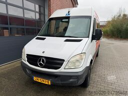 Mercedes-Benz Sprinter 311CDI 906 AC 35, 4-Rollstühle