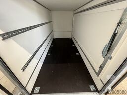 Blyss F1336HD mit Verkaufsklappe Kofferanhänger