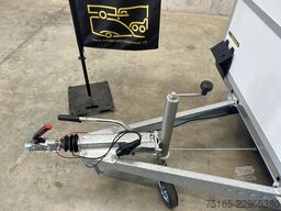 Blyss F1336HD mit Verkaufsklappe Kofferanhänger