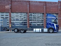 Volvo FH 13.460 Globetrotter XL 6x2 - Chassis with lo...