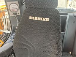 Liebherr 914