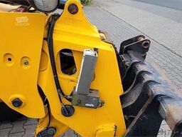 JCB TM 320S