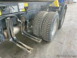 IVECO TRAKKER 510 T-WAY