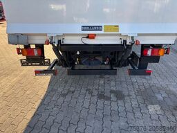 MAN TGL 8.190 Koffer 3-Sitzer