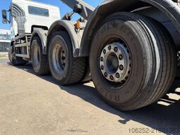 Volvo FH 420 TRIDEM 8x4 HOOKLIFT AJK - AIR SUSPENSION...