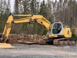 New Holland 235 Crawler Excavator w/ grading bucket