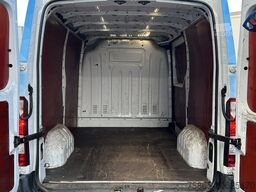 Opel Movano 2.3 CDTI L1H1 / Airco / Tow Bar / APK TU...
