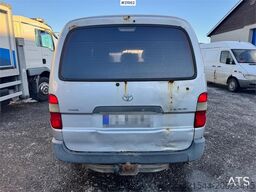 Toyota Hiace 4WD. Lots of rust. 6 seats!