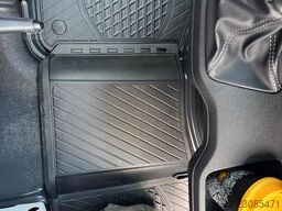 MERCEDES-BENZ Sprinter III 317 CDI Mobility 23 Rollstuhlbühne