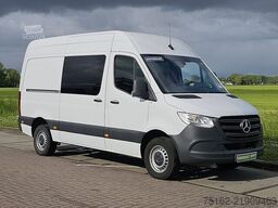 MERCEDES-BENZ SPRINTER 319 L2H2 V6 Dub Cab!