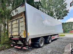 Limetec 2 axle City trailer w/ full side opening.