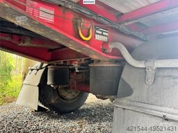 Limetec 2 axle City trailer w/ full side opening.