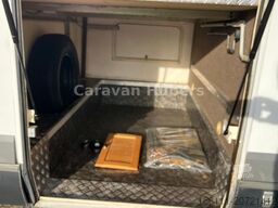 HYMER/ERIBA E 700 - Festbett - Solar - -
