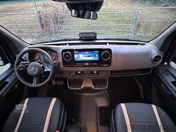 Mercedes-Benz eSprinter 420 RWD PRO Minibus 16 seats