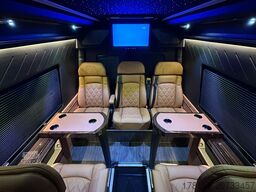 Mercedes-Benz eSprinter 420 RWD PRO Minibus 16 seats