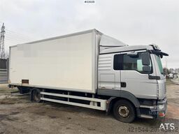 MAN TGL 12.210 4x2 box truck with full side opening